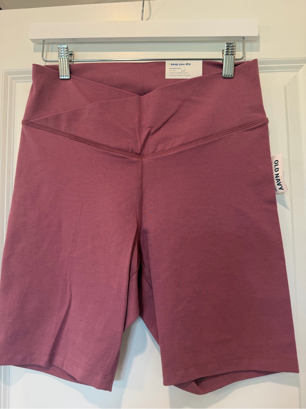 NWT Old Navy Mauve Rose High-Waist V Cross Bike Shorts - L